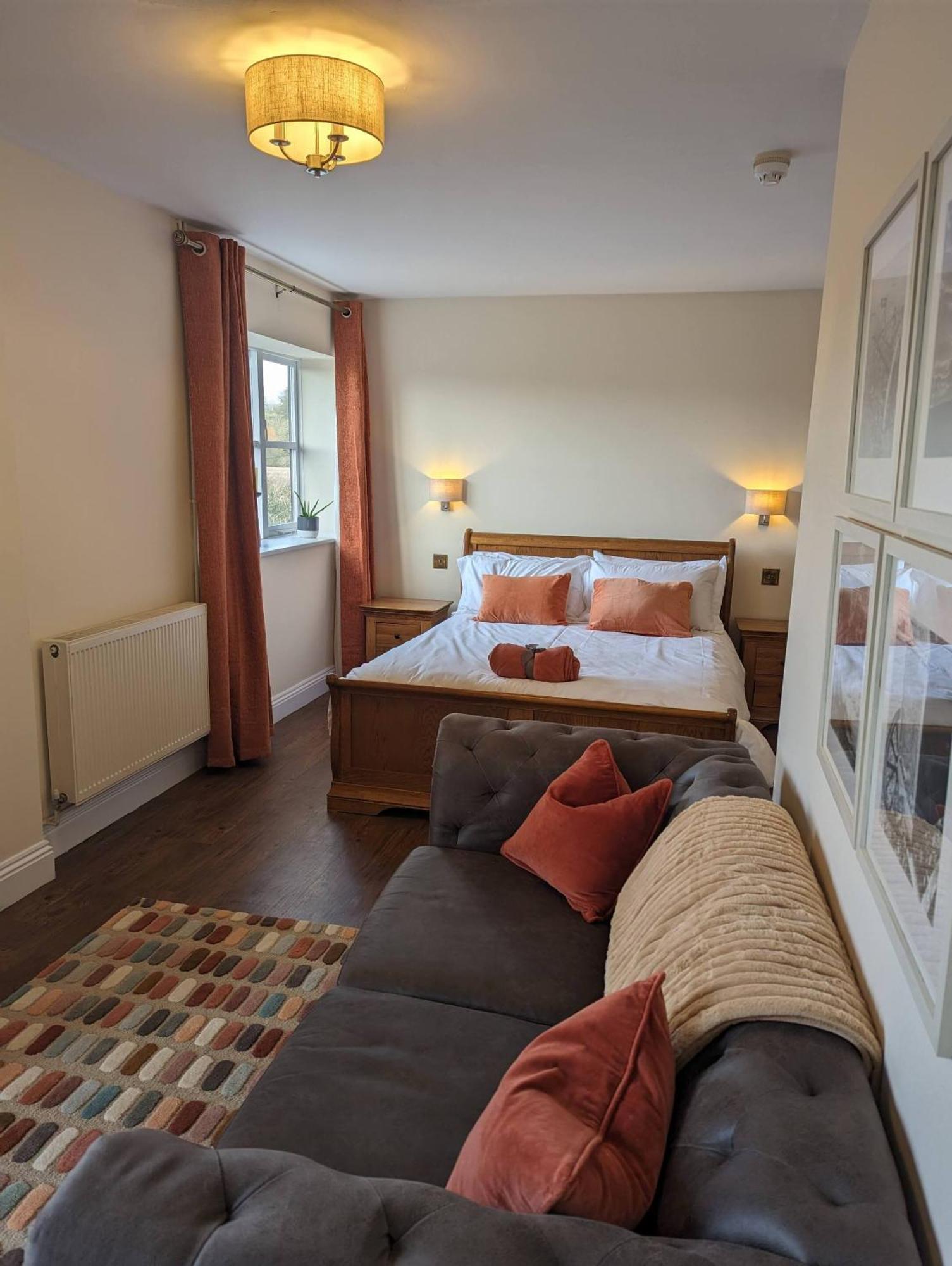 The Three Horseshoes Inn Bridport Bagian luar foto